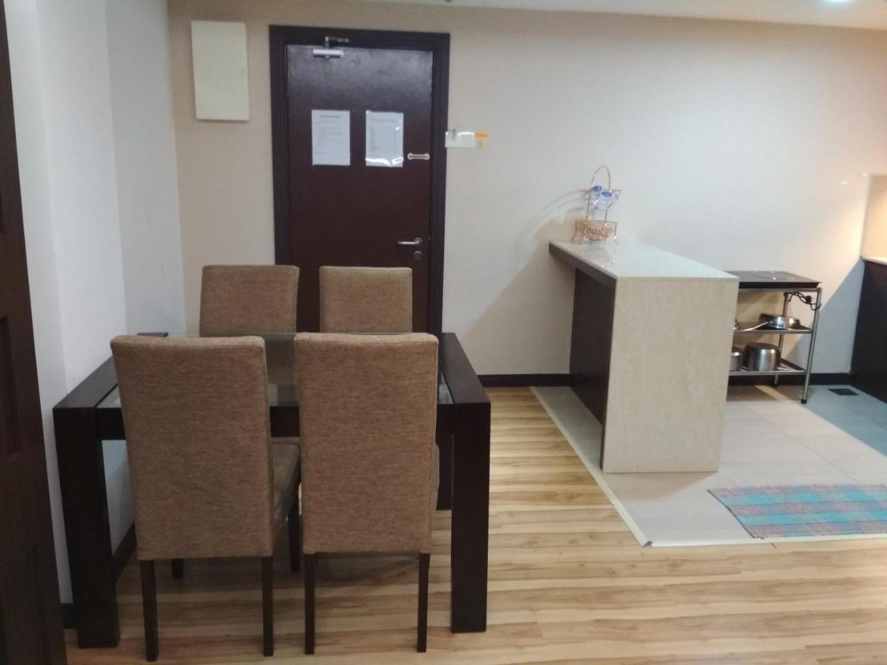 Classy Studio Apartment コタバル エクステリア 写真